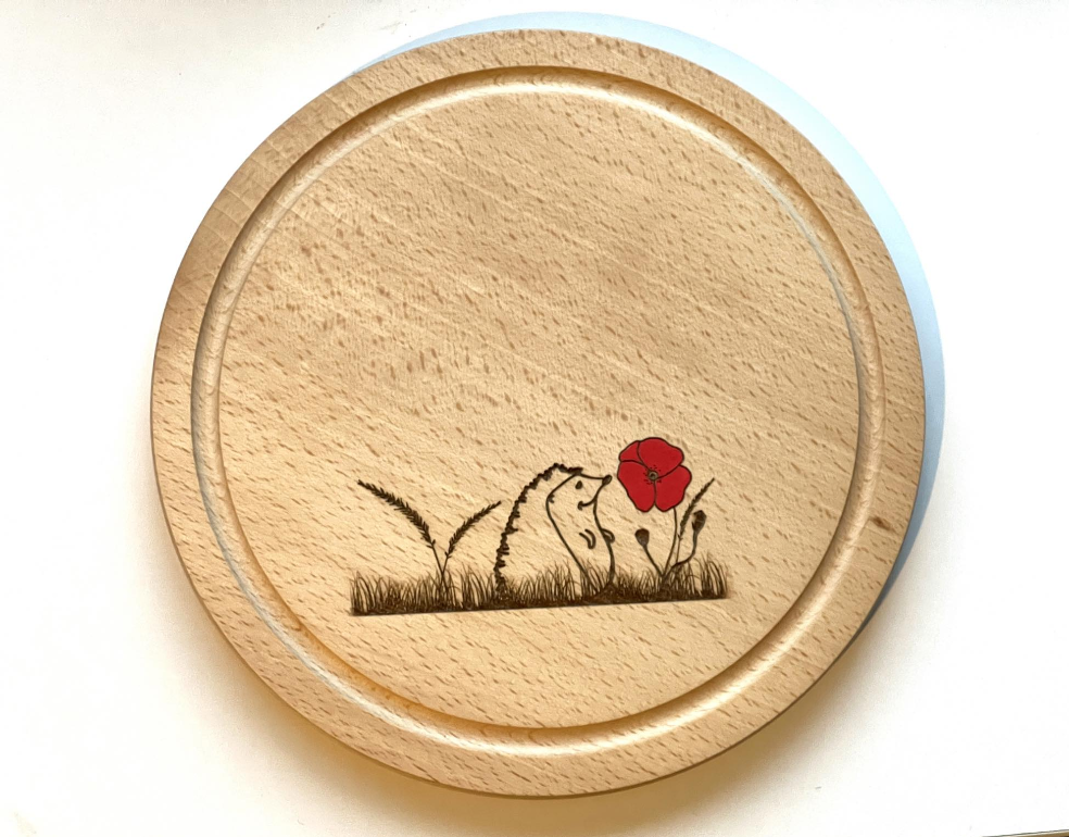 Round Chopping Board - Hedgehog & Red Poppy Design with Grooved Edge (25 dia.x1.7 thick)