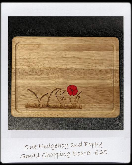 Small Chopping Board - Hedgehog & Red Poppy Design (25x20x1.5cm)