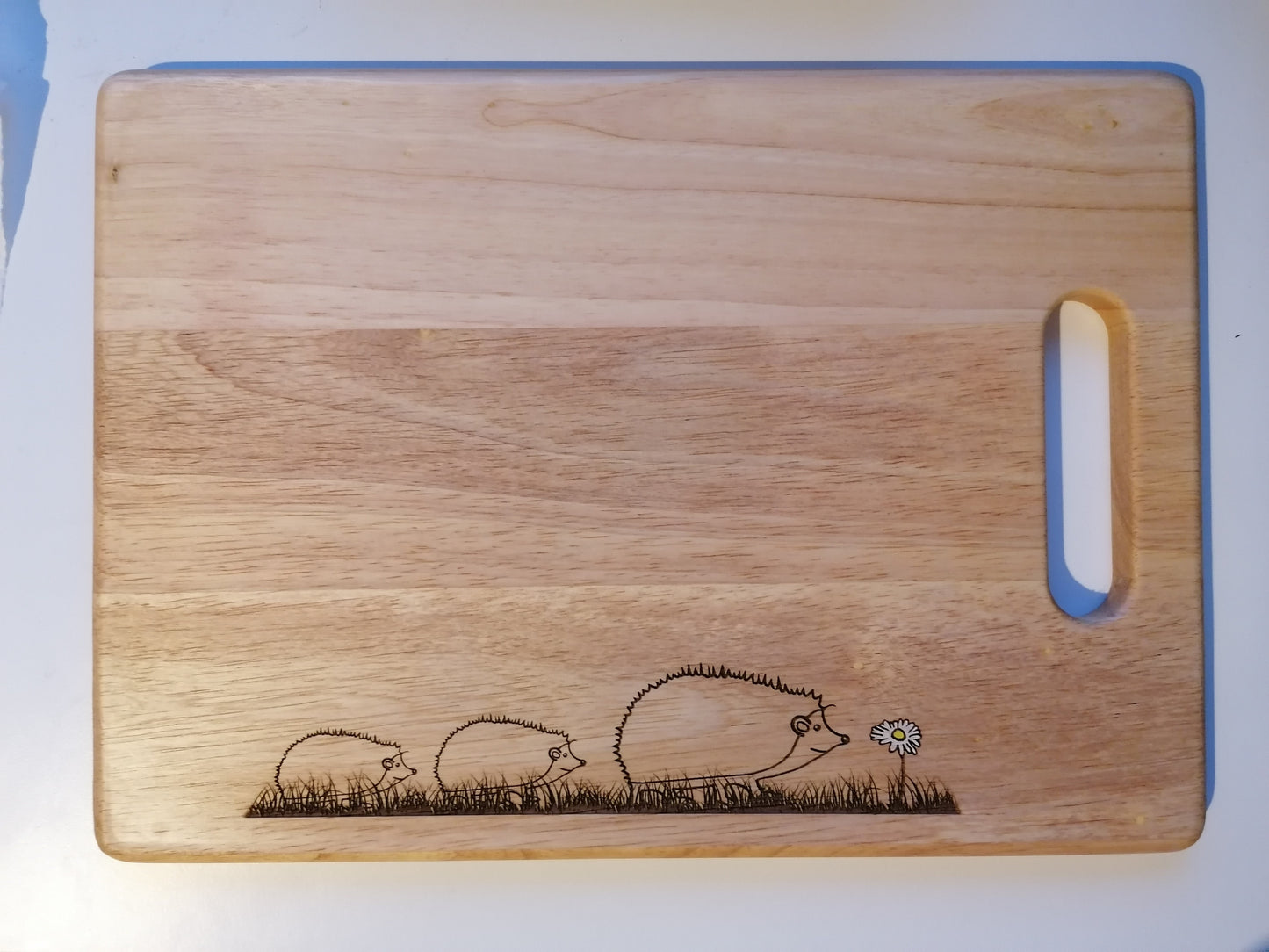 Large Chopping Board - 3 Hedgehogs & Daisy Design (35x25x1.5cm)